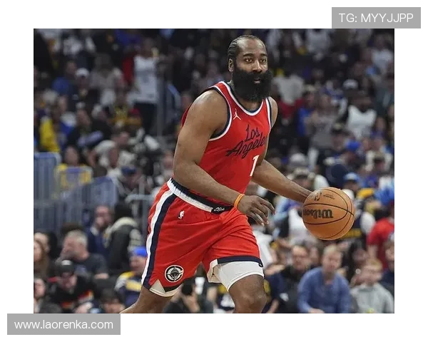 快船官方宣布签约比尔 弗兰克称将帮助其重回巅峰表现 快船官方宣布签约比尔 弗兰克称将帮助其重回巅峰表现