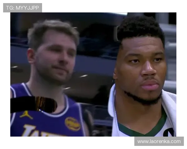 湖人外线双核轮番爆发客场力克雄鹿迎大胜